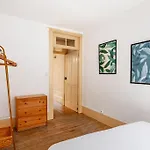 Charming Townhouse In The Historic Center Of דירה