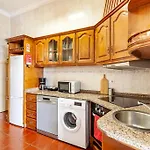 Charming Townhouse In The Historic Center Of Appartamento Oporto