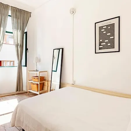 Charming Townhouse In The Historic Center Of פורטו