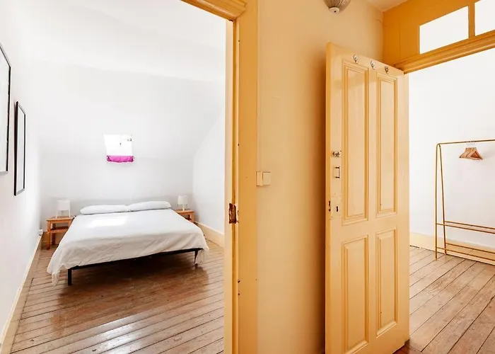 Charming Townhouse In The Historic Center Of * Oporto